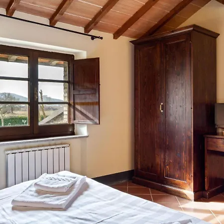 Quaint In With Swimming Pool