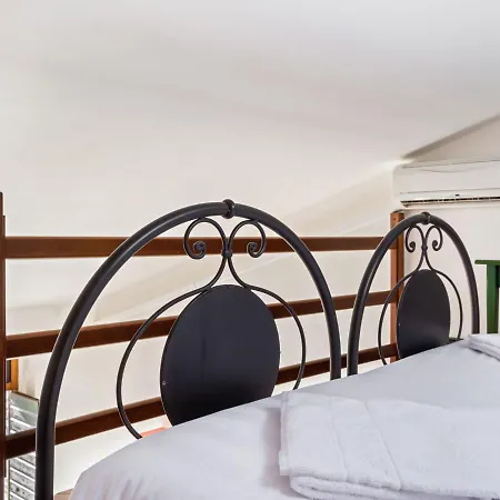 Quaint In With Swimming Pool 度假居 *